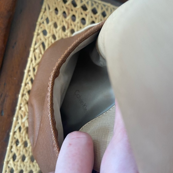 Tan and brown calvin klein purse - Picture 5 of 5